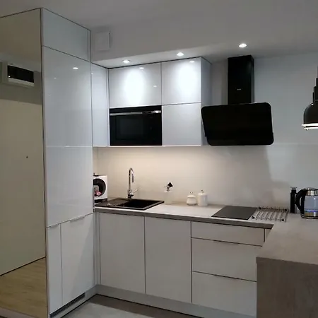 White Apartament 2 아파트 슈비노우이스쳬